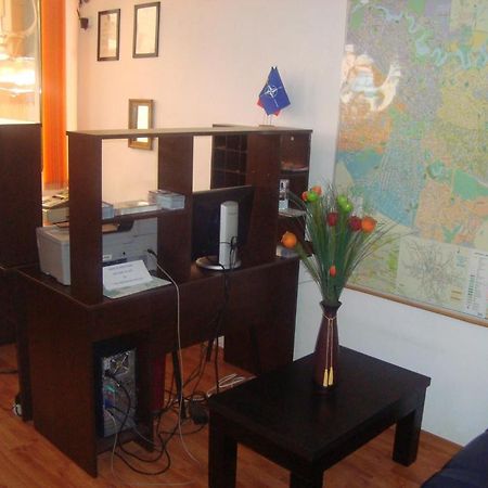 Hostel Litovoi Бухарест Екстер'єр фото