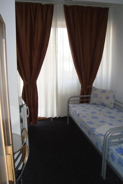 Hostel Litovoi Бухарест Екстер'єр фото