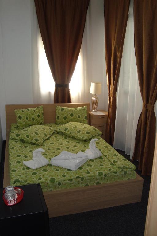 Hostel Litovoi Бухарест Екстер'єр фото