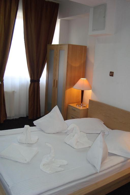 Hostel Litovoi Бухарест Екстер'єр фото
