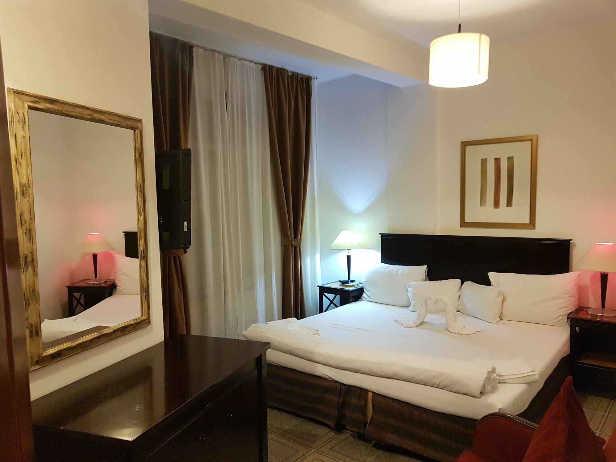 Hostel Litovoi Бухарест Екстер'єр фото